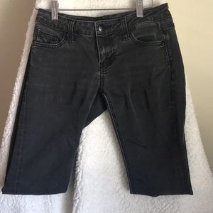 Dark grey jean